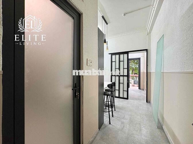 TRỐNG CĂN BAN CÔNG NGAY 3/2 - Gần Vincom