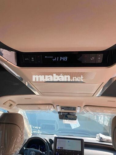 Toyota Alphard HEV 2026 SẴN MÀU ĐEN +KHUYẾN MÃI T8