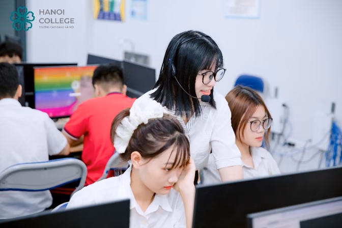 Dạy Tin Học Văn Phòng, Miễn Phí Hoàn Cảnh Khó Khăn