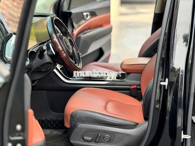 Kia Carnival Signature 2022 TẶNG ỐP SÀN GỖ CAO CẤP