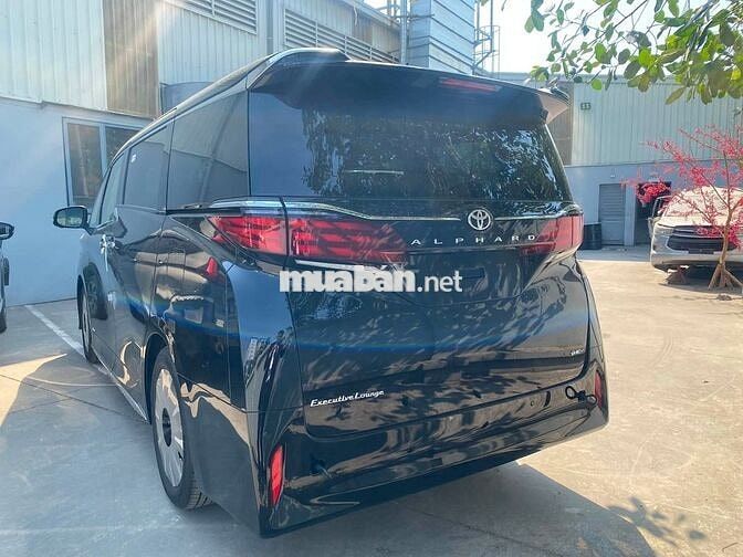 Toyota Alphard HEV 2026 SẴN MÀU ĐEN +KHUYẾN MÃI T8