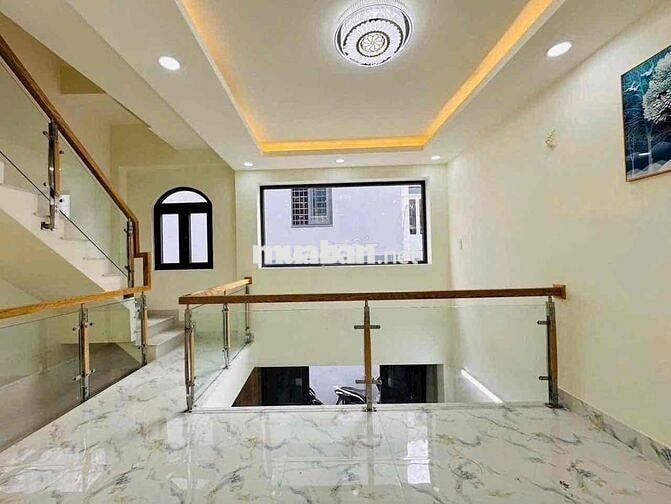 CHO THUÊ NHÀ 12TR FULL NỘI THẤT HẺM XE HƠI