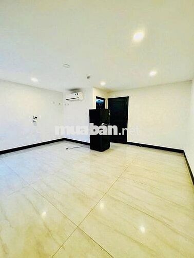 SIÊU PHẨM ỐP KÍNH-Cho thuê nhà Trần Nhật Duật,Quận 1.Thang máy, PCCC.
