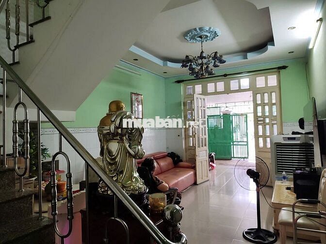 Cần bán nhà ngay tại trung tâm Phường Đông Hoà, TP.HCM, 266m2- 6,7 tỷ