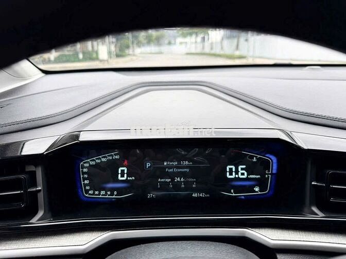 Hyundai Custin 1.5T tiêu chuẩn 2023 Trắng