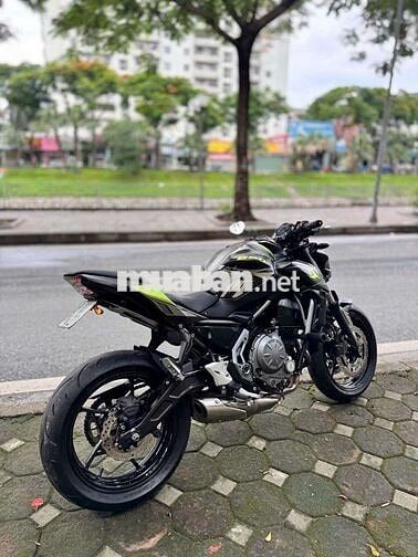 Kawasaki Z650 ABS Đen xanh đẹp mướt nguyên
