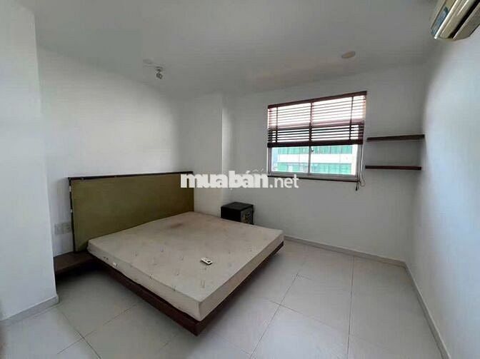 Cho thuê căn hộ 130m2, Cao ốc H2, view đẹp