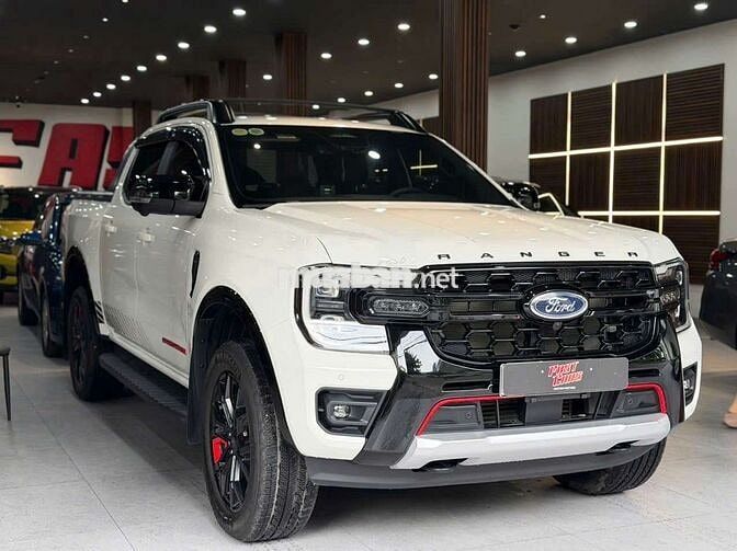 Ford Stormtrak 2025 2.0 Bi Turbo,màu trắng,1v7 km