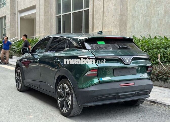 VinFast VF6 Plus 2025 Xanh rêu 19000 km