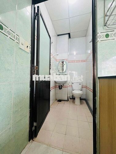 Duplex full NT ngay đường Lý Chiêu Hoàng giá 4xxx
