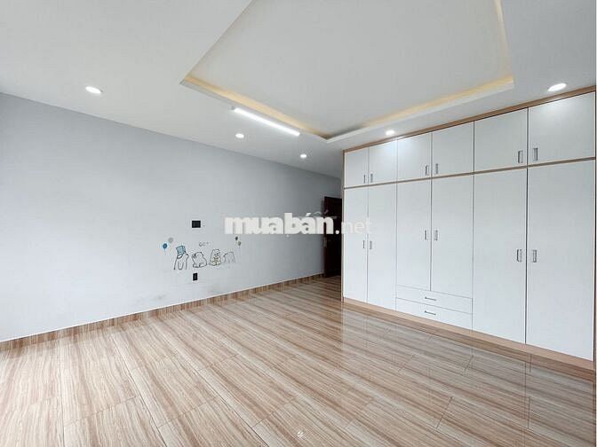 Chính Chủ Cho Thuê Văn Phòng 5x21m Chỉ 13Tr/Tháng - Vạn Phúc City