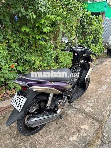 Yamaha Novo 5 Tự động Tím, Vàng cát