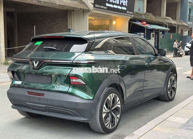 VinFast VF6 Plus 2025 Xanh rêu 19000 km
