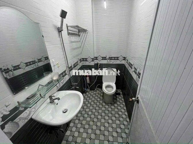 nhà 2 tầng 3pn 2wc hẻm 4m thông, gần trường học Kim Đồng