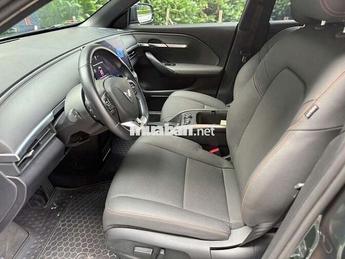 VinFast VF6 Plus 2025 Xanh rêu 19000 km