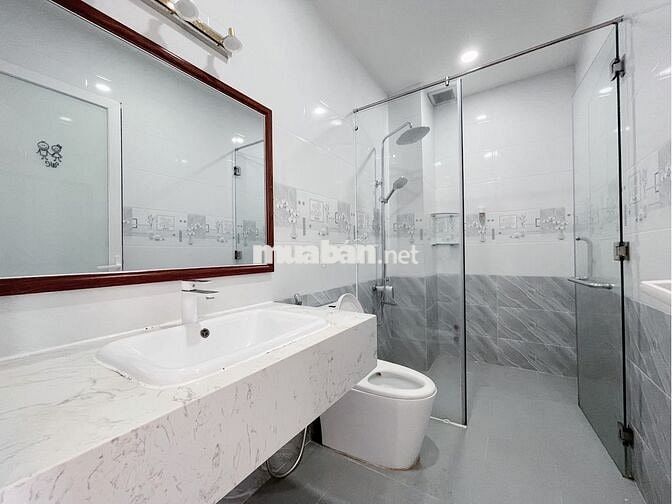 Chính Chủ Cho Thuê Văn Phòng 5x21m Chỉ 13Tr/Tháng - Vạn Phúc City