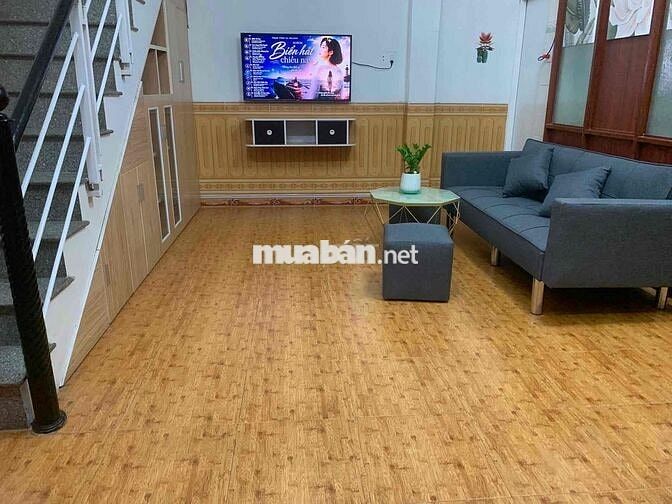Cho thuê nhà 3 tầng mặt tiền Bàu Làng gần Trần Cao Vân full nội thất