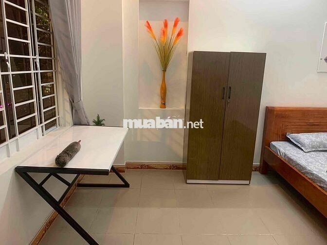 Cho thuê nhà 3 tầng mặt tiền Bàu Làng gần Trần Cao Vân full nội thất