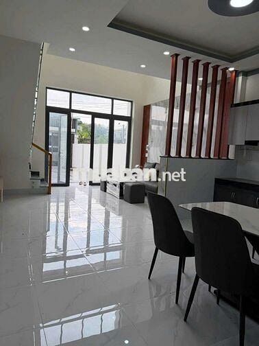Nhà đẹp giá rẻ tại tân định bến cát Bình Dương