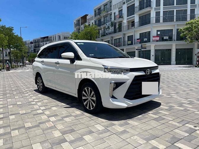 Toyota Venza 2023 1.5AT Premium Trắng