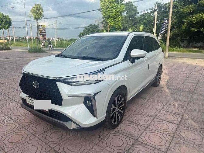 Toyota Veloz Top 2022 Trắng Tự động Nhập khẩu