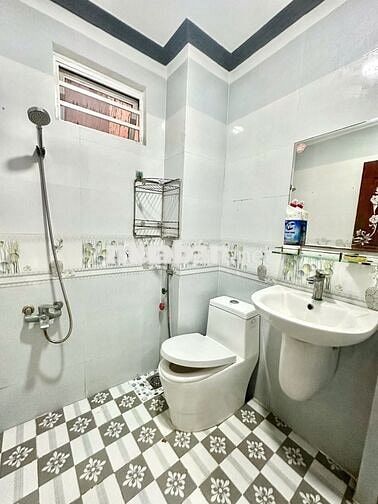 Nhà trệt lầu 2PN hẻm đường Mậu Thân Nối Dài 7 triệu