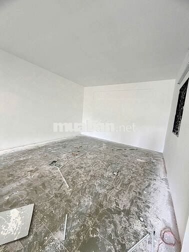 Nhà trệt lửng 4PN ngang 6m mặt tiền đường Nguyễn Văn Cừ chỉ 35 triệu