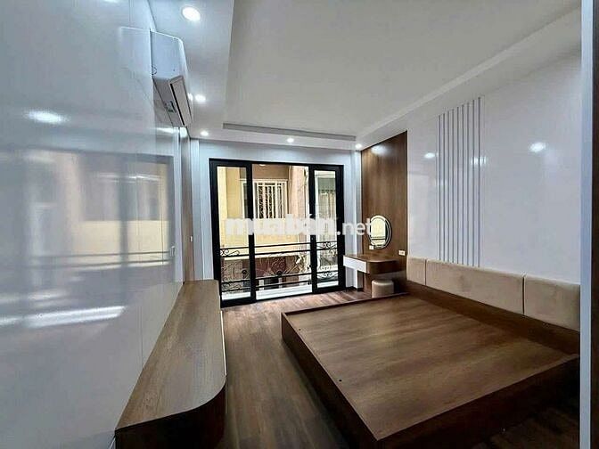 cho thuê nhà 5 tầng full đồ gần lăng bác
