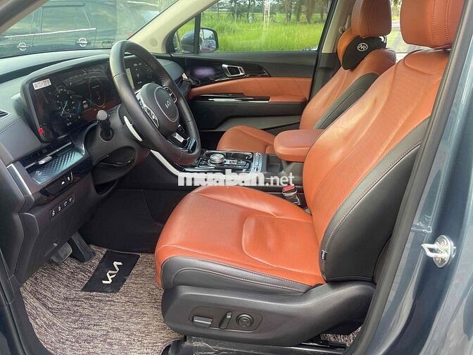 Kia Carnival Signature 2024  ful kịch máy Dầu