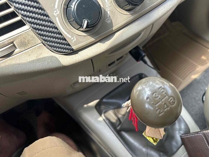 Toyota Innova 2016 G xe nhà