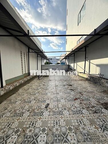 Nhà trệt lửng 4PN ngang 6m mặt tiền đường Nguyễn Văn Cừ chỉ 35 triệu