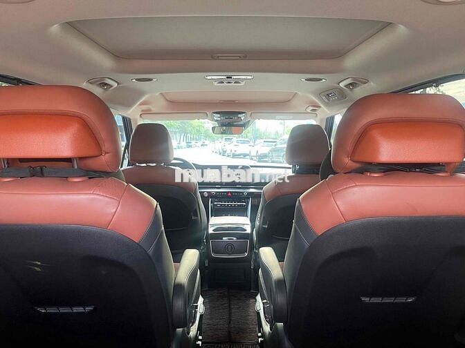 Kia Carnival Signature 2024  ful kịch máy Dầu