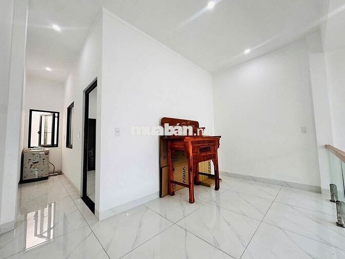 NGAY ĐOÀN THỊ LIÊN, MỸ PHƯỚC 3 - 3 TẦNG -60M2- 8TR/THÁNG - NHỈNH 2 tỷ