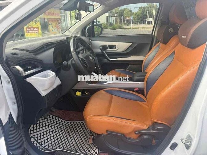 Toyota Veloz Top 2022 Trắng Tự động Nhập khẩu