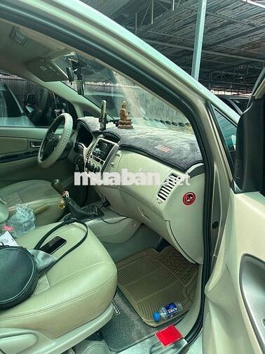 Toyota Innova 2016 G xe nhà