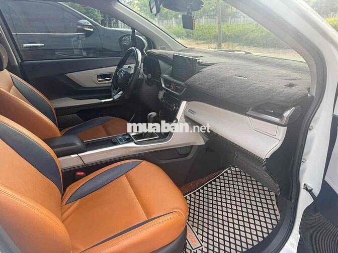 Toyota Veloz Top 2022 Trắng Tự động Nhập khẩu
