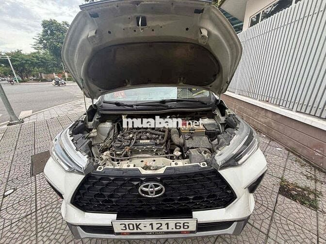 Toyota Veloz Top 2022 Trắng Tự động Nhập khẩu