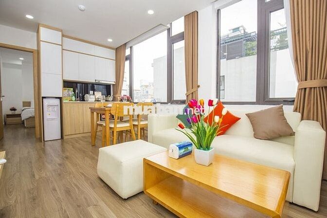 Cho thuê căn hộ dịch vụ 81 Linh Lang, nội thất mới, view siêu đẹp