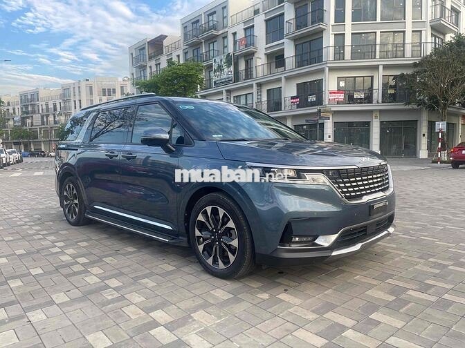 Kia Carnival Signature 2024  ful kịch máy Dầu