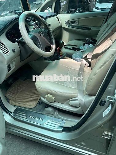 Toyota Innova 2016 G xe nhà