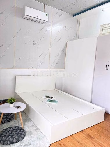 CĂN HỘ 1 PHÒNG NGỦ FULL NỘI THẤT, CỬA SỔ TRỜI