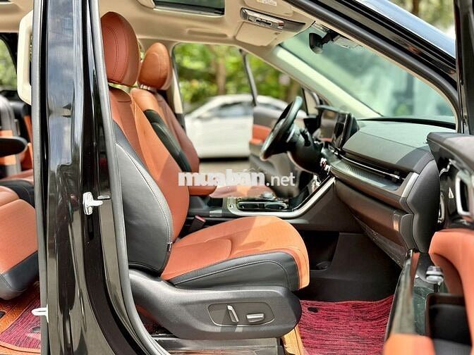 KIA CARNIVAL 2.2D SIGNATURE 2024 Đen Dầu