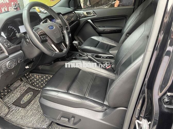 Ford Everest Titanium 4x2 2020 Đen 55000 km
