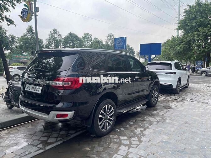 Ford Everest Titanium 4x2 2020 Đen 55000 km