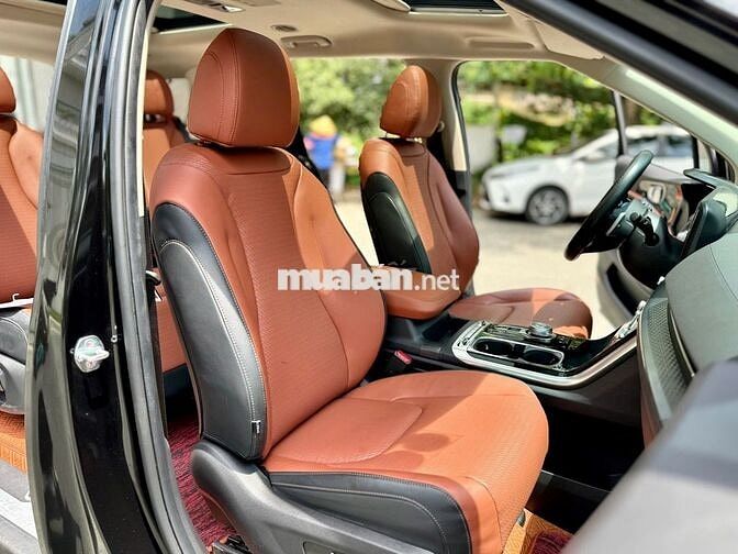 KIA CARNIVAL 2.2D SIGNATURE 2024 Đen Dầu