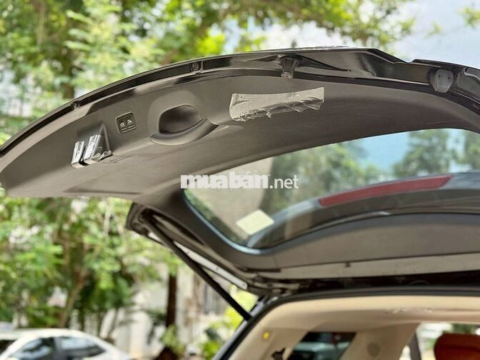 KIA CARNIVAL 2.2D SIGNATURE 2024 Đen Dầu