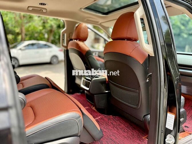 KIA CARNIVAL 2.2D SIGNATURE 2024 Đen Dầu
