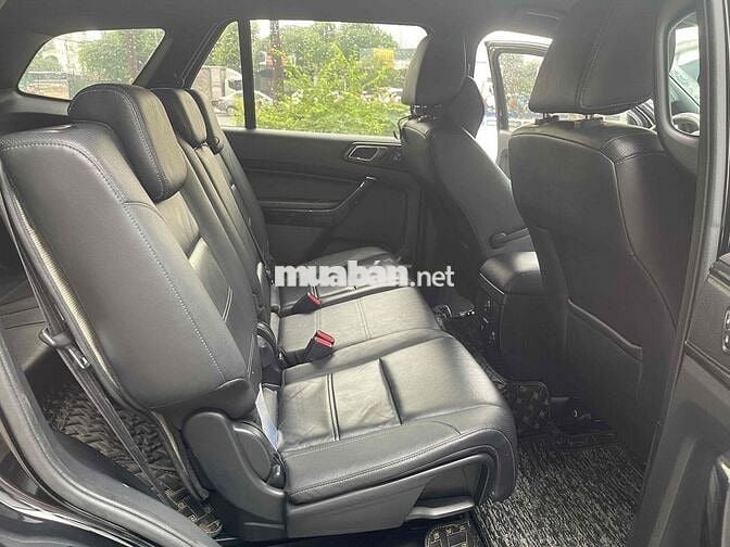 Ford Everest Titanium 4x2 2020 Đen 55000 km