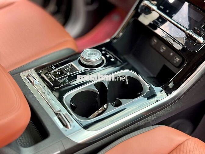 KIA CARNIVAL 2.2D SIGNATURE 2024 Đen Dầu