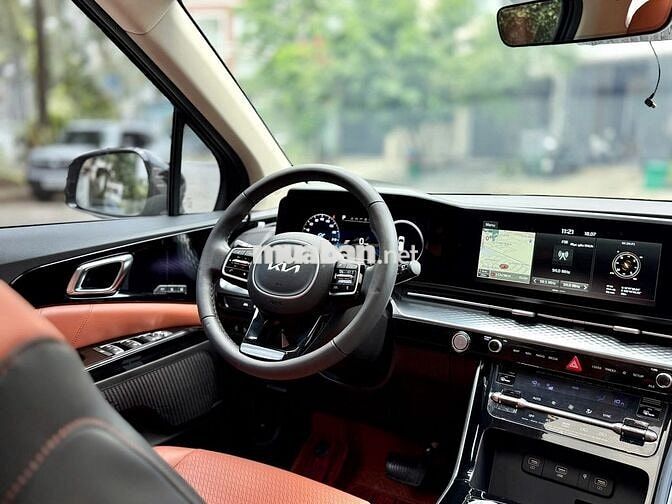KIA CARNIVAL 2.2D SIGNATURE 2024 Đen Dầu